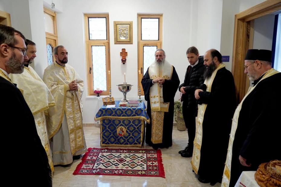 Un nou centru de recuperare din adicții, inaugurat la Iași. Așezământul social, binecuvântat de IPS Teofan / Foto: Flavius Popa