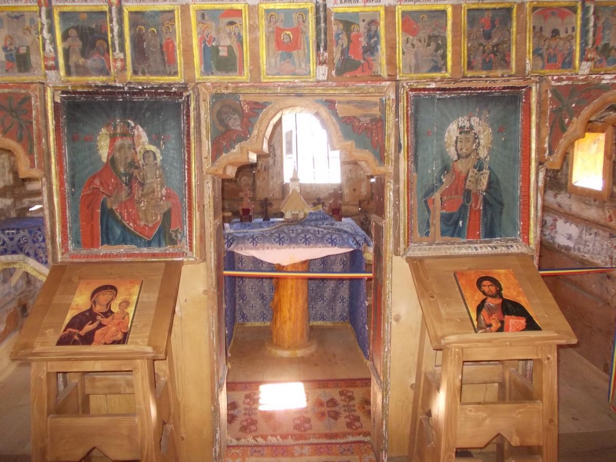 Manatirea Moisei-Biserica veche -interior